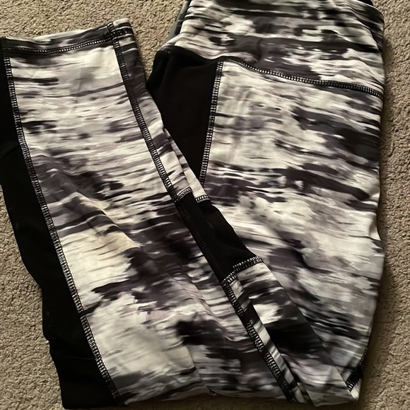 Leggings - Picture 2 of 2